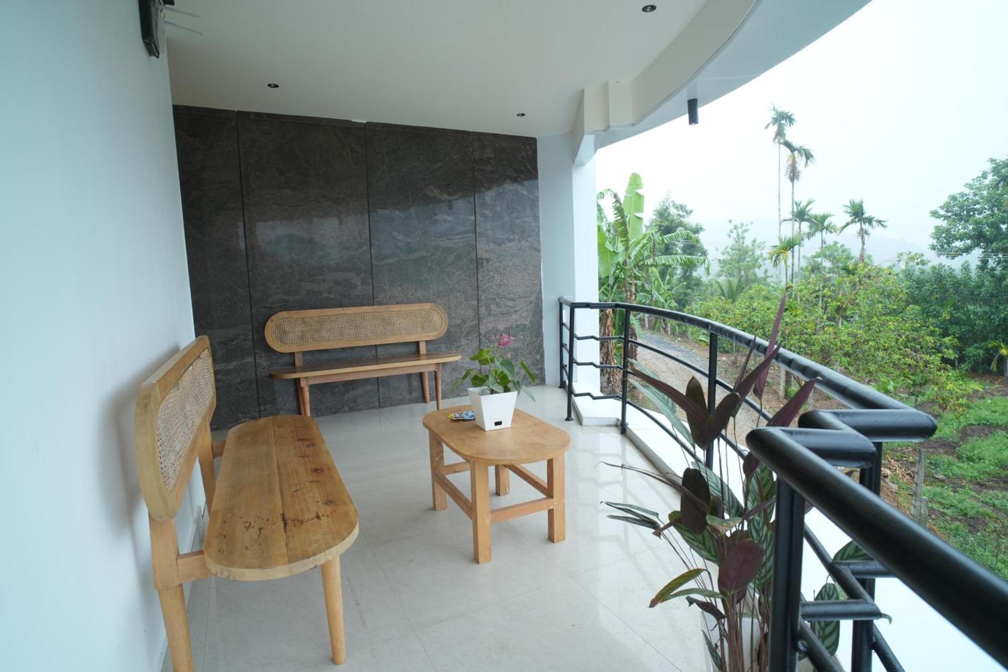 Hostel Rasha Residency Kalpatta Exterior foto